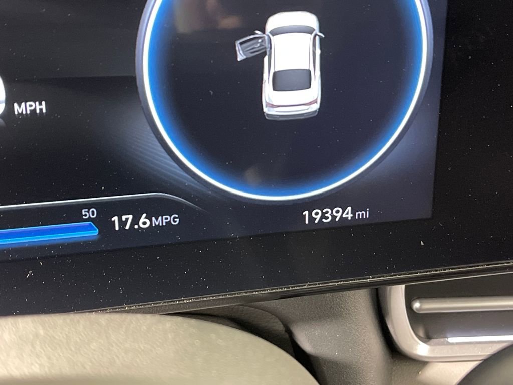 Certified 2025 Hyundai Elantra SEL image 21