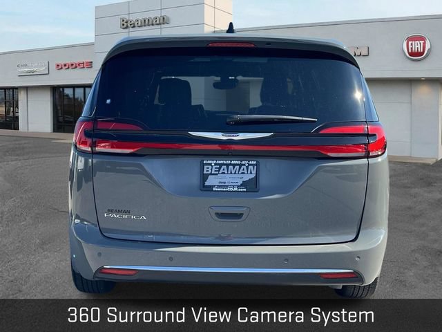 Used 2025 Chrysler Pacifica Select FWD image 6