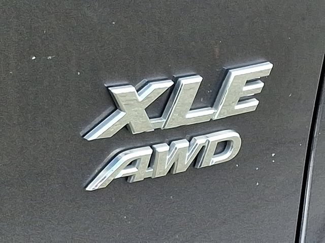 Used 2024 Toyota RAV4 XLE AWD/4WD image 30