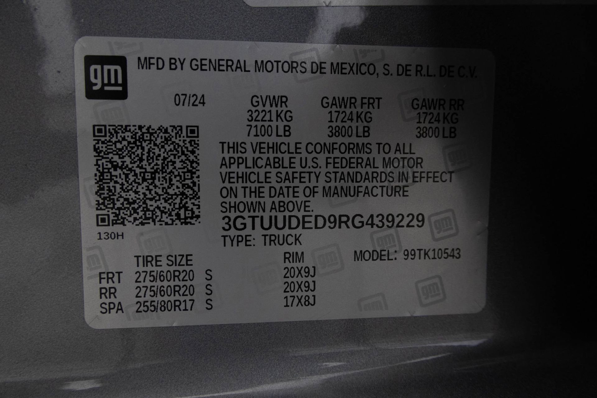 Used 2024 GMC Sierra 1500 SLT w/ SLT Premium Plus Package AWD/4WD image 51