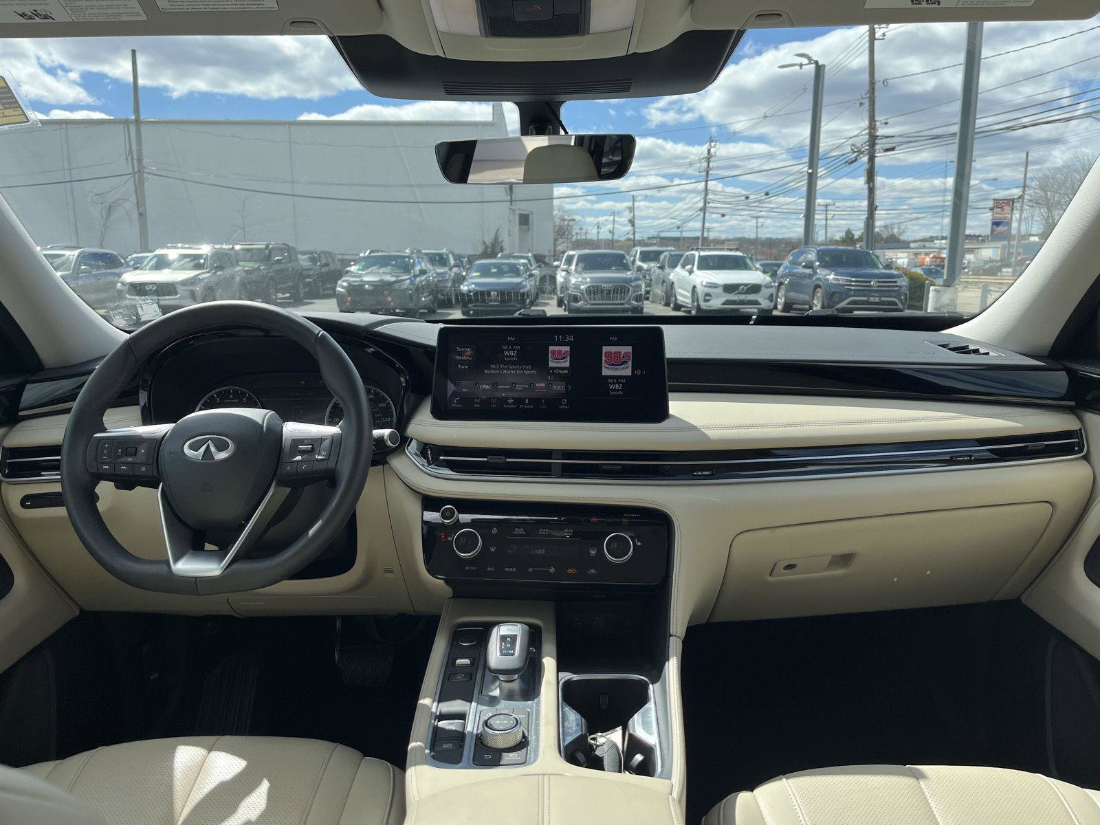 Certified 2025 INFINITI QX60 Pure image 14