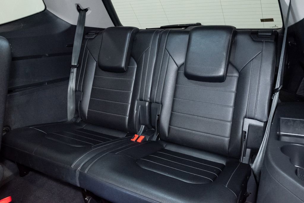 Used 2020 Volkswagen Atlas SEL R-Line image 24