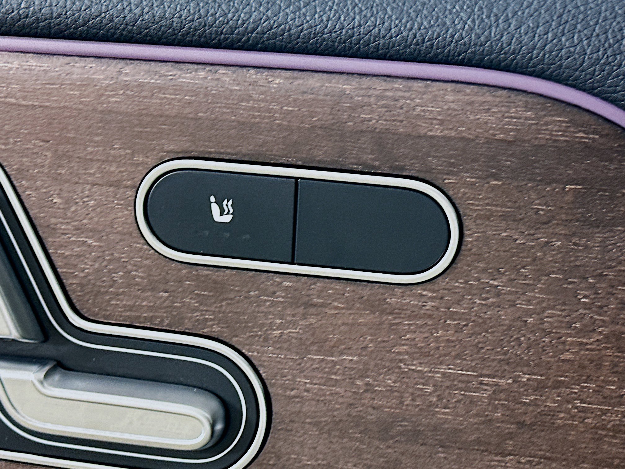 Certified 2023 Mercedes-Benz EQB 300 300 w/ Driver Assistance Package image 26