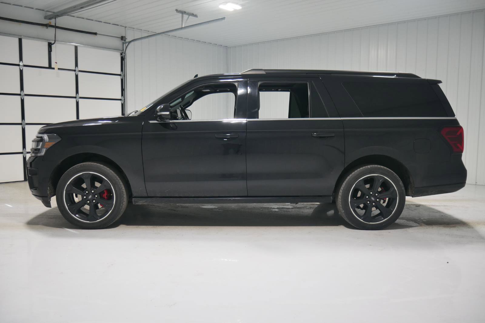 Certified 2022 Ford Expedition Max Limited image 8