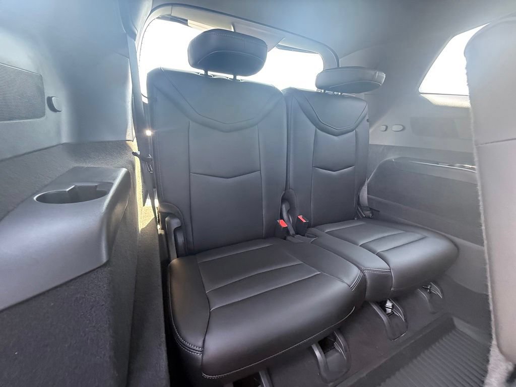 Certified 2024 Cadillac XT6 Luxury w/ LPO, Floor Liner Package AWD/4WD image 35