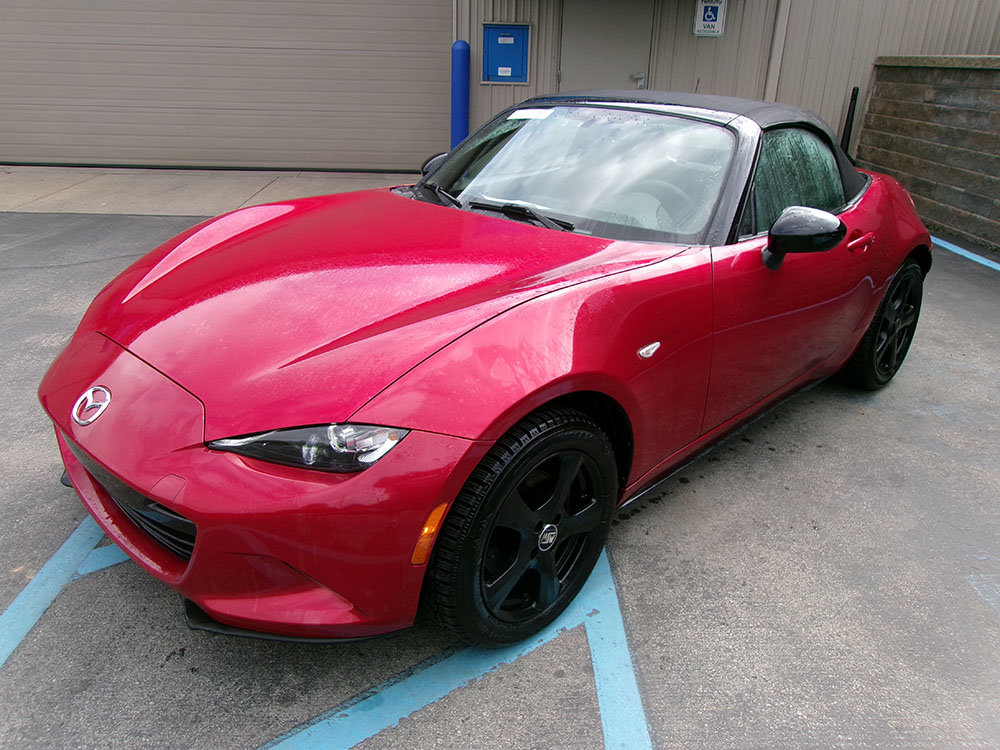 Used 2016 MAZDA MX-5 Miata Sport RWD image 1