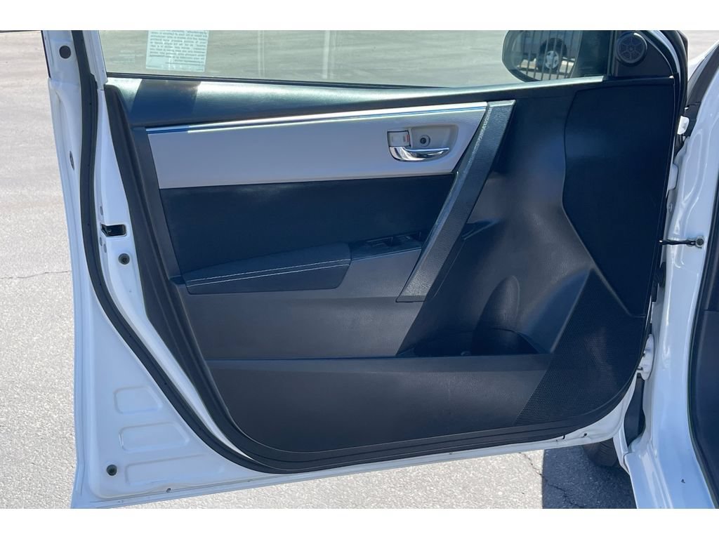 Used 2015 Toyota Corolla LE w/ Protection Package FWD image 12