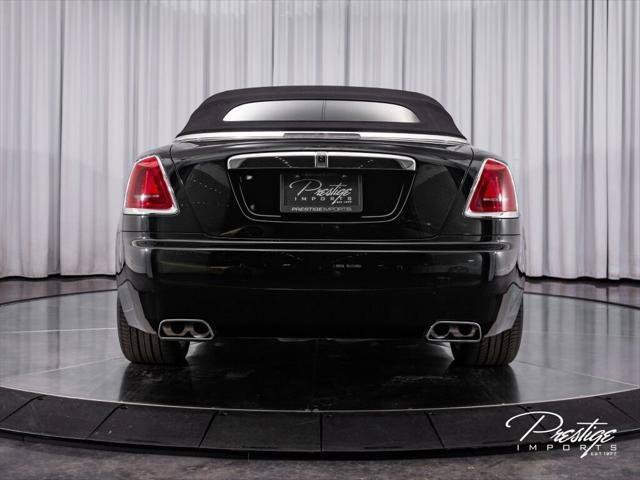 Used 2018 Rolls-Royce Dawn RWD image 17