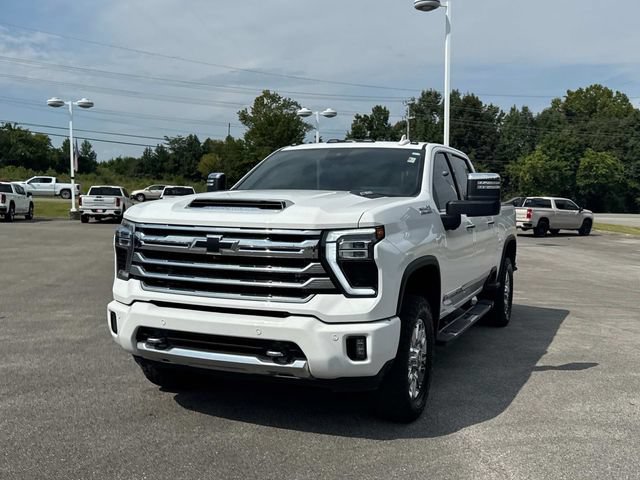 Used 2024 Chevrolet Silverado 3500 High Country w/ High Country Premium Package AWD/4WD image 8