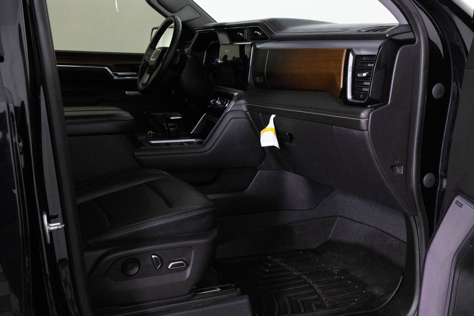 Certified 2023 GMC Sierra 1500 Denali w/ Denali Reserve Package image 38