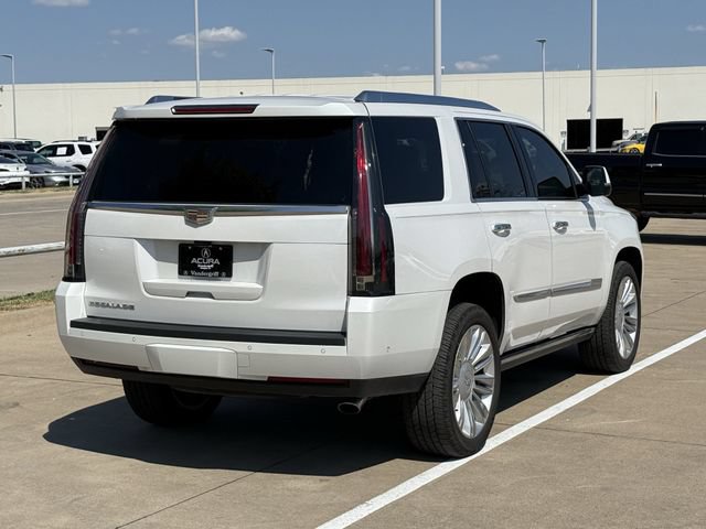 Used 2020 Cadillac Escalade Platinum RWD image 4