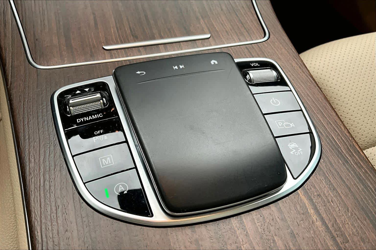 Used 2022 Mercedes-Benz GLC 300 image 33