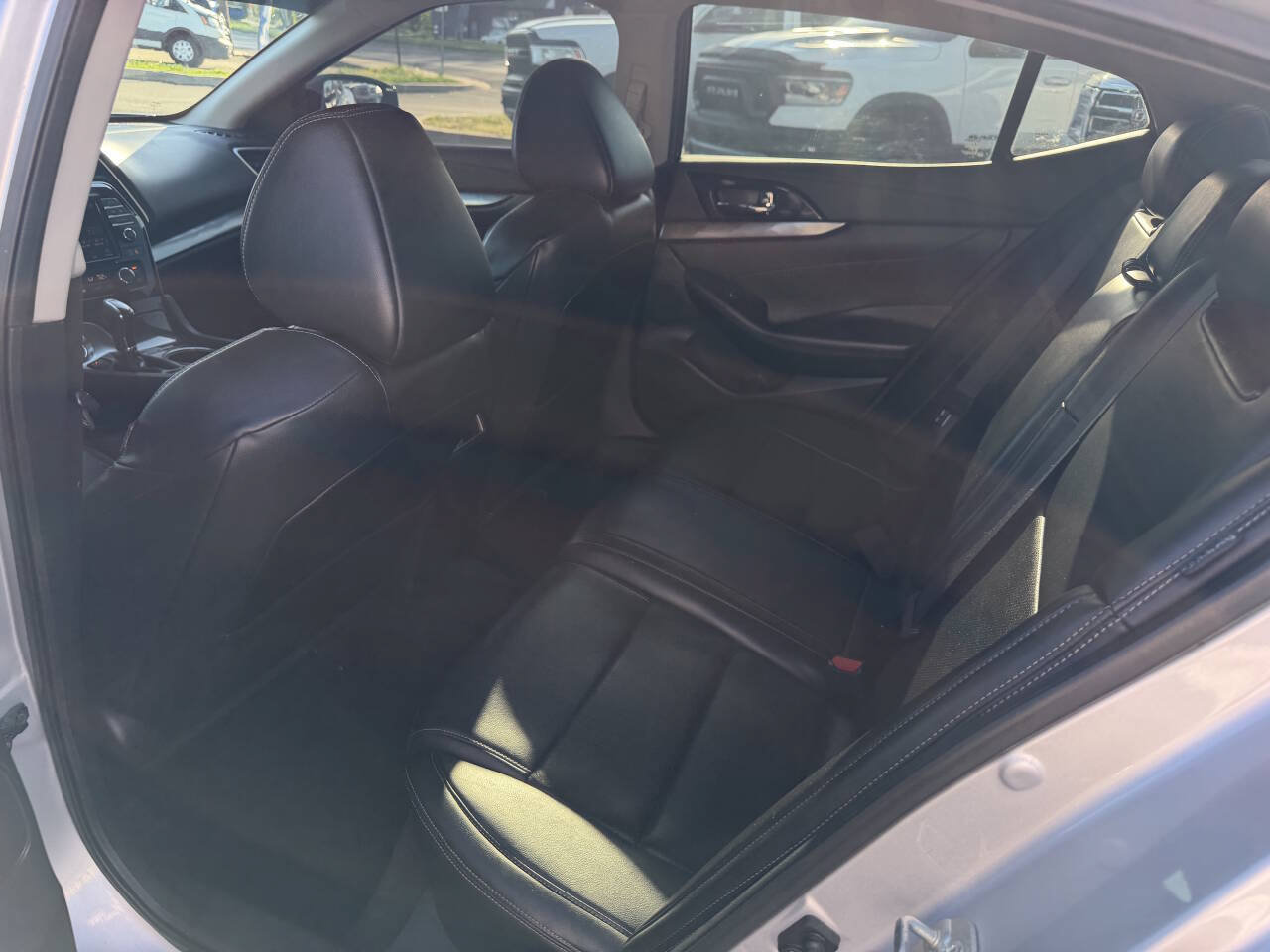 Used 2020 Nissan Maxima 3.5 SV w/ Floor Mat Group FWD image 4