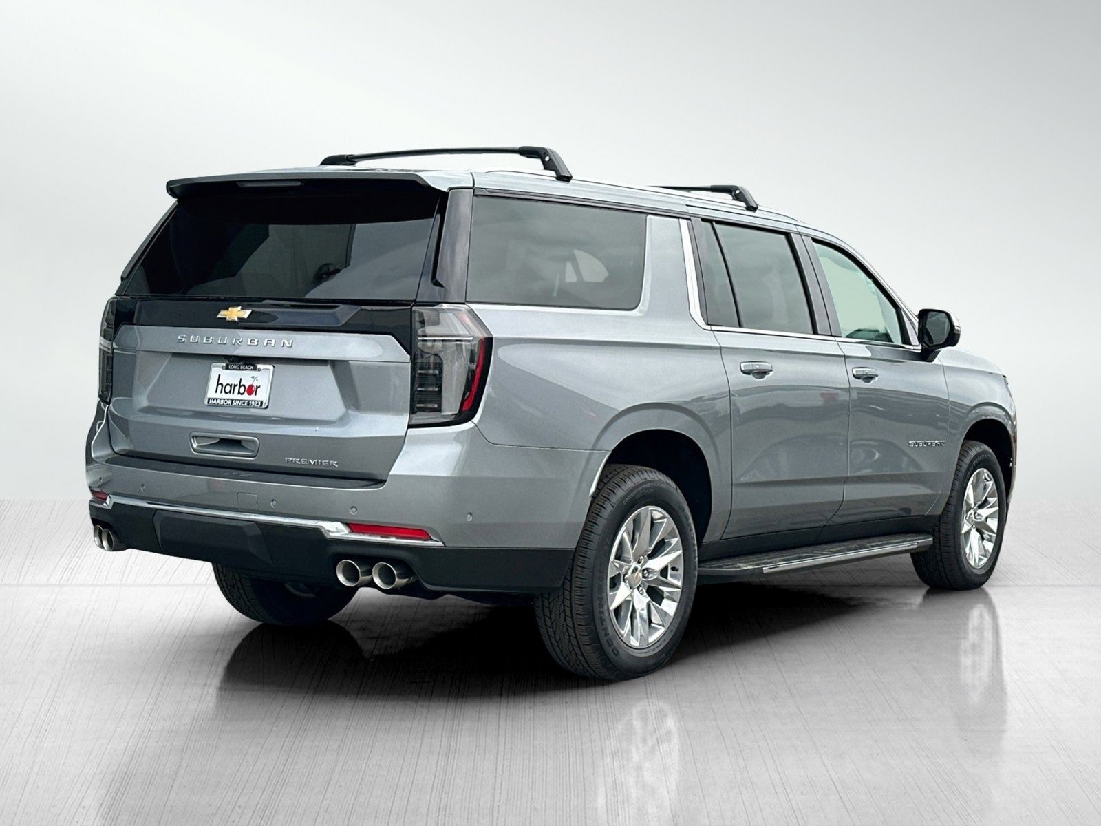 New 2025 Chevrolet Suburban Premier image 4