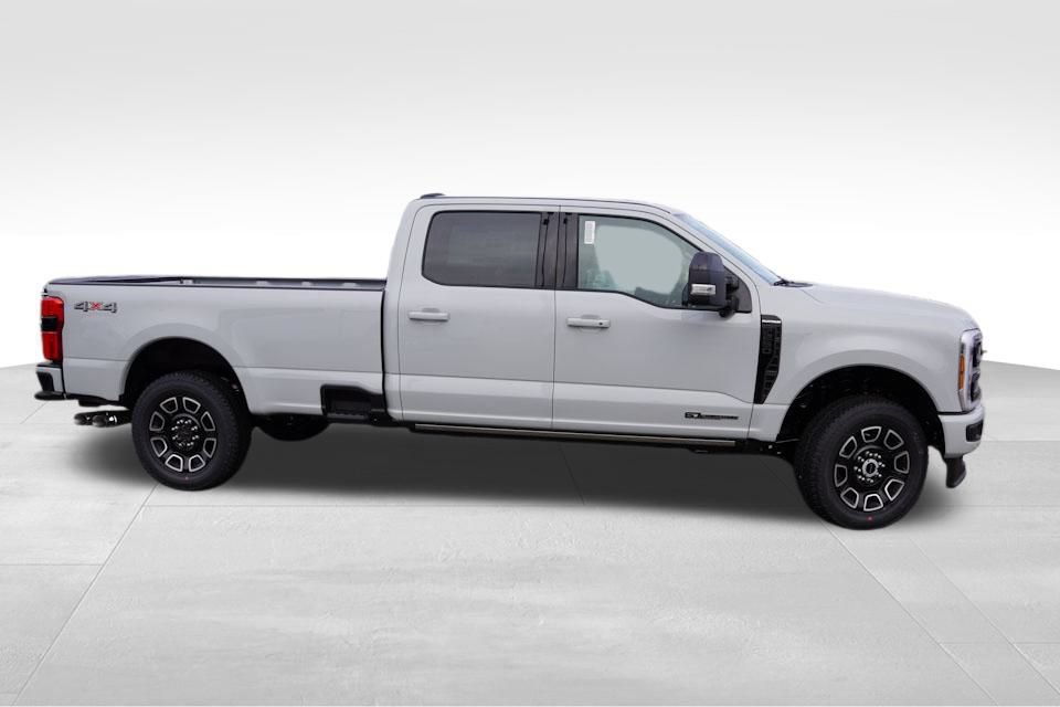 New 2026 Ford F250 Platinum AWD/4WD image 2