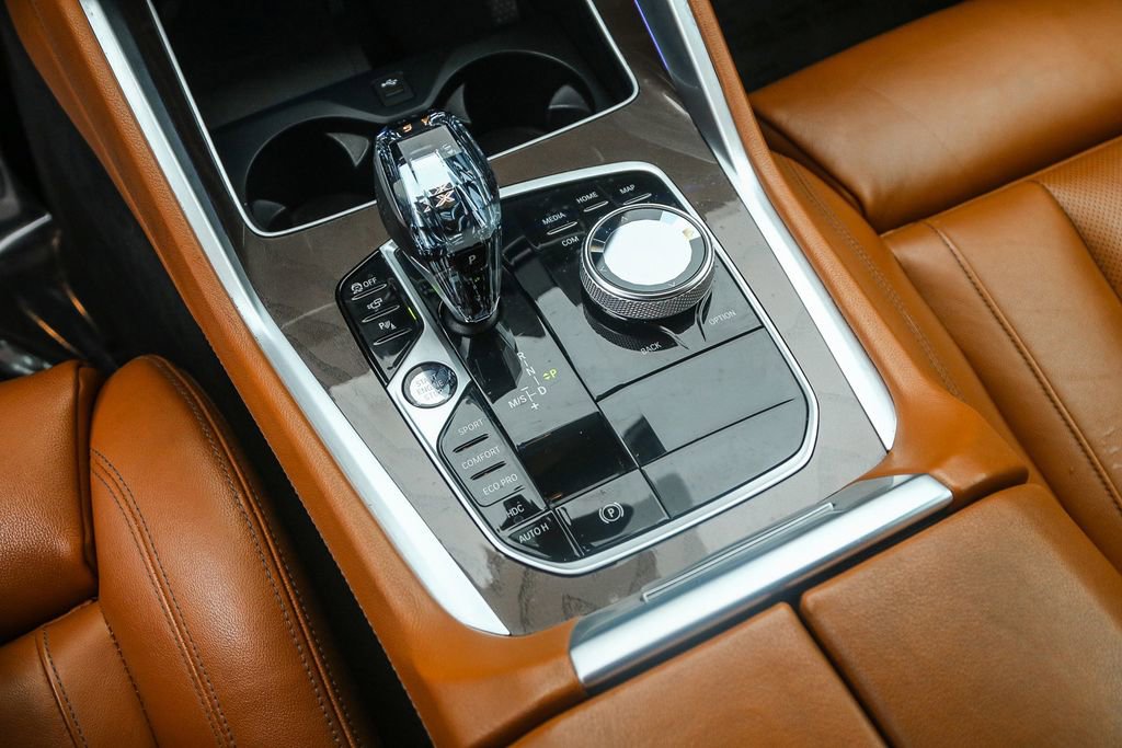 Certified 2022 BMW X6 xDrive40i w/ Executive Package image 21