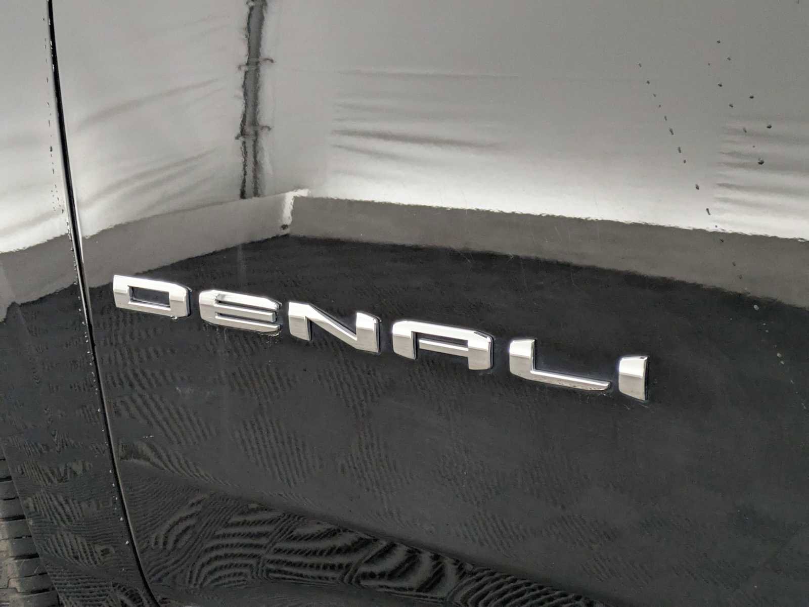 Used 2023 GMC Yukon Denali w/ Max Trailering Package image 10