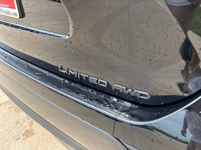 Used 2022 Toyota Highlander Limited AWD/4WD image 9