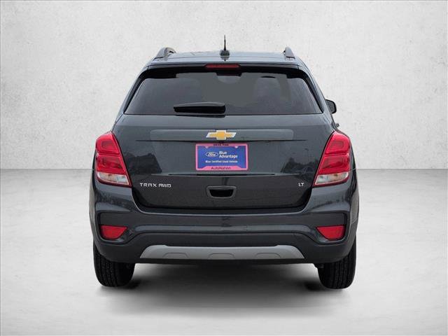 Used 2020 Chevrolet Trax LT w/ Sun & Sound Package image 7
