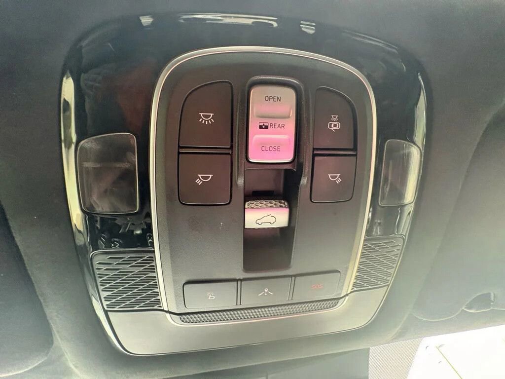 Used 2021 Hyundai Palisade Calligraphy w/ Cargo Package AWD/4WD image 20