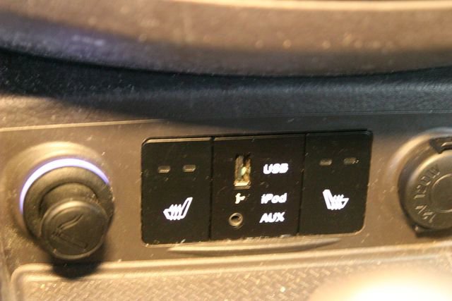 Used 2012 Hyundai Santa Fe Limited image 25