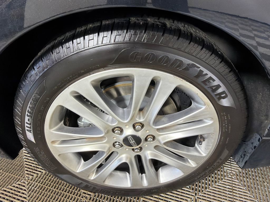 Used 2015 Lincoln MKZ Hybrid image 17