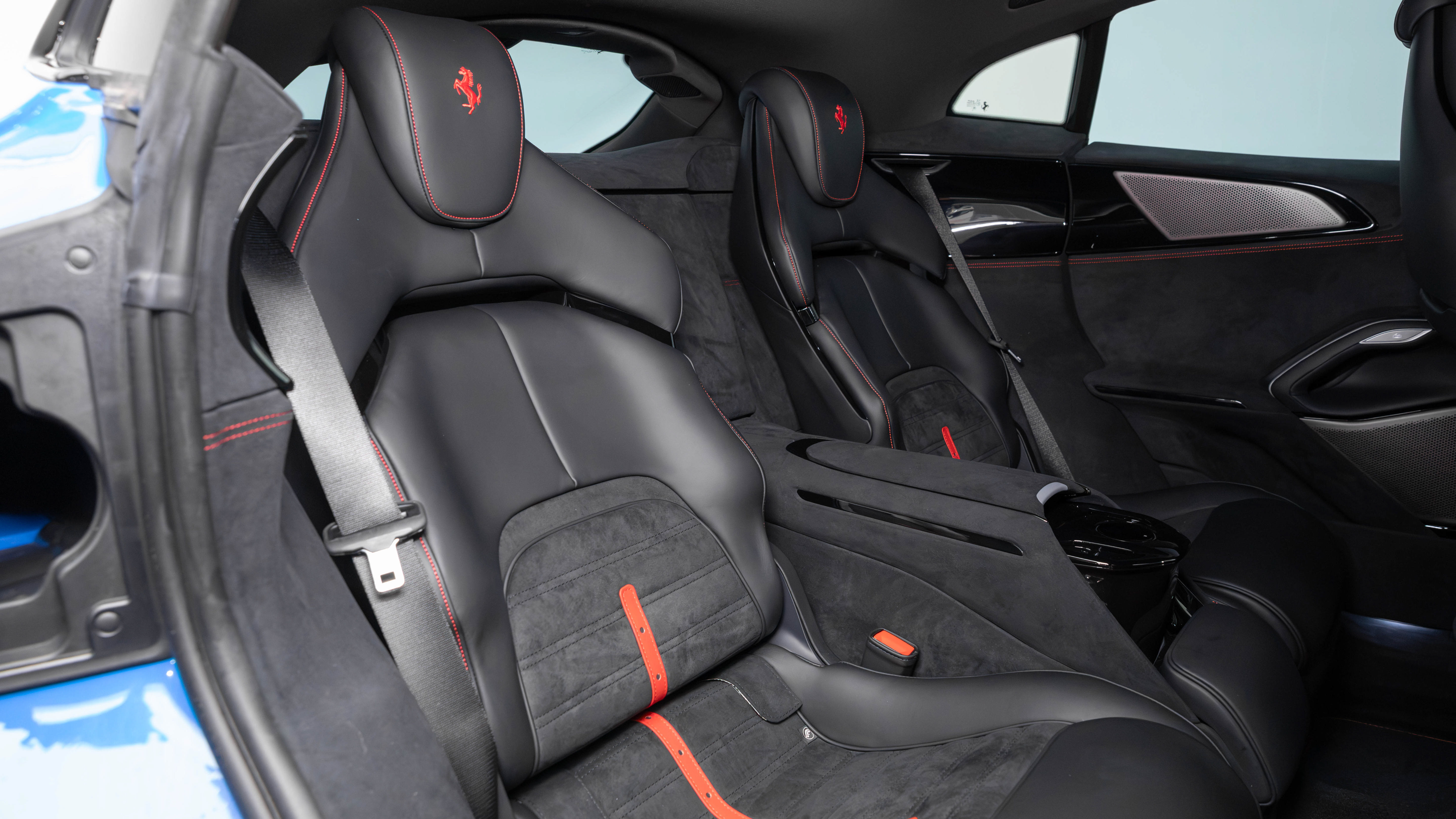 Certified 2026 Ferrari Purosangue AWD/4WD image 54