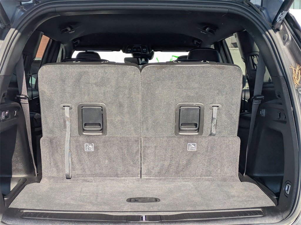 Used 2024 Jeep Grand Cherokee L Laredo image 30