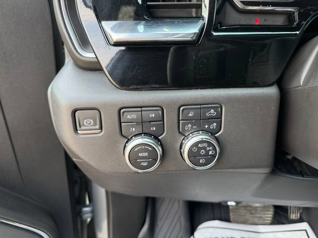 Used 2024 GMC Sierra 1500 SLT w/ SLT Premium Plus Package AWD/4WD image 29