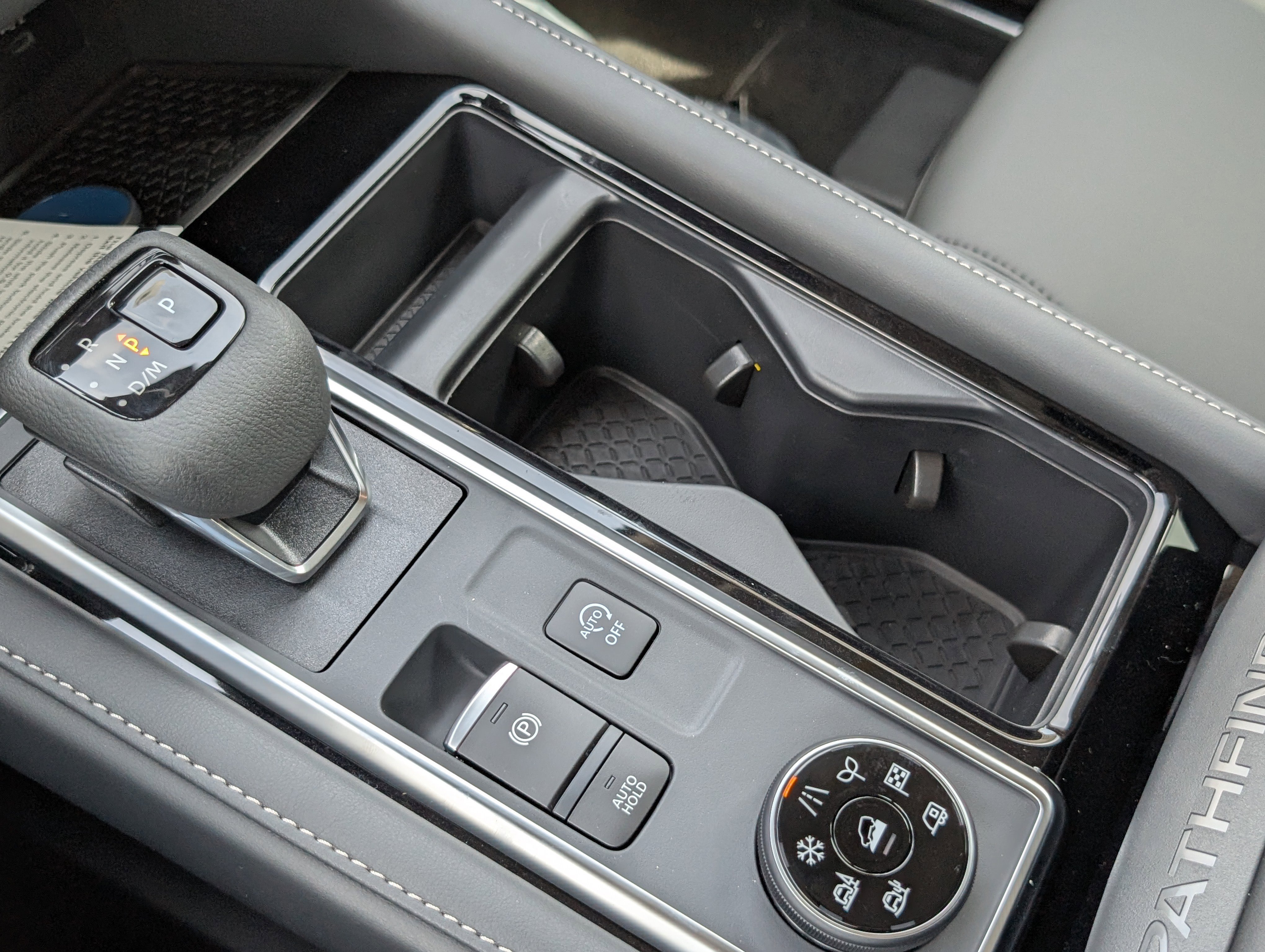 New 2026 Nissan Pathfinder SL AWD/4WD image 19
