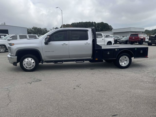 Used 2022 Chevrolet Silverado 3500 LT w/ Convenience Package AWD/4WD image 7