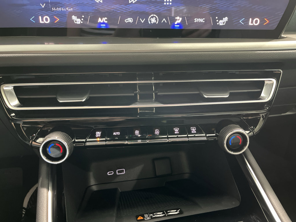 New 2026 Chevrolet Traverse LT FWD image 26