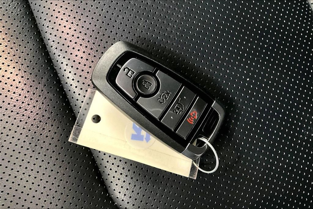 Used 2025 Ford Mustang Mach-E Premium image 6