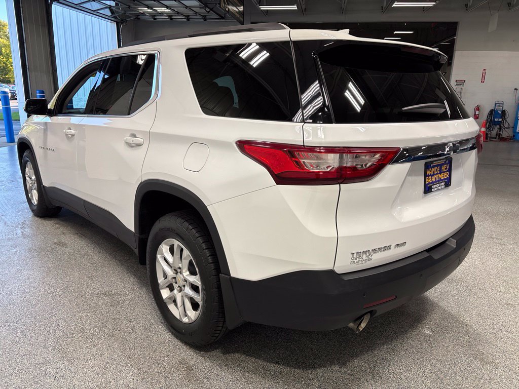 Used 2019 Chevrolet Traverse LT w/ LPO, Floor Liner Package AWD/4WD image 5