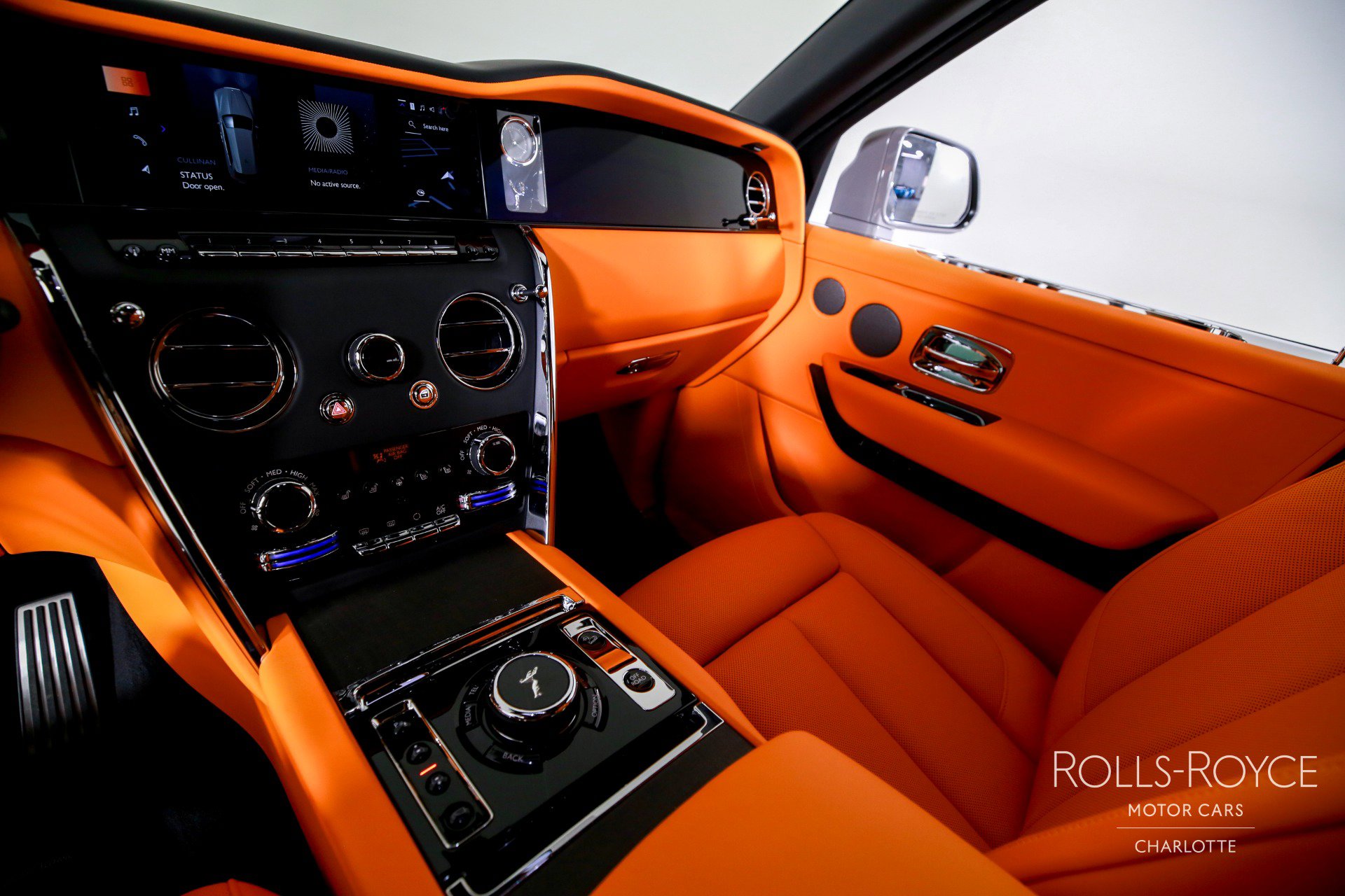 New 2026 Rolls-Royce Cullinan image 16