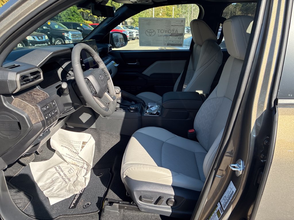 New 2026 Toyota Tacoma Limited AWD/4WD image 15