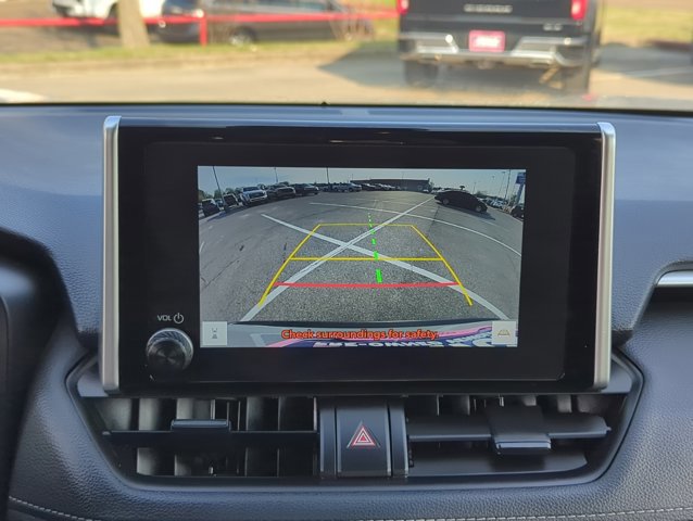 Used 2025 Toyota RAV4 LE image 15