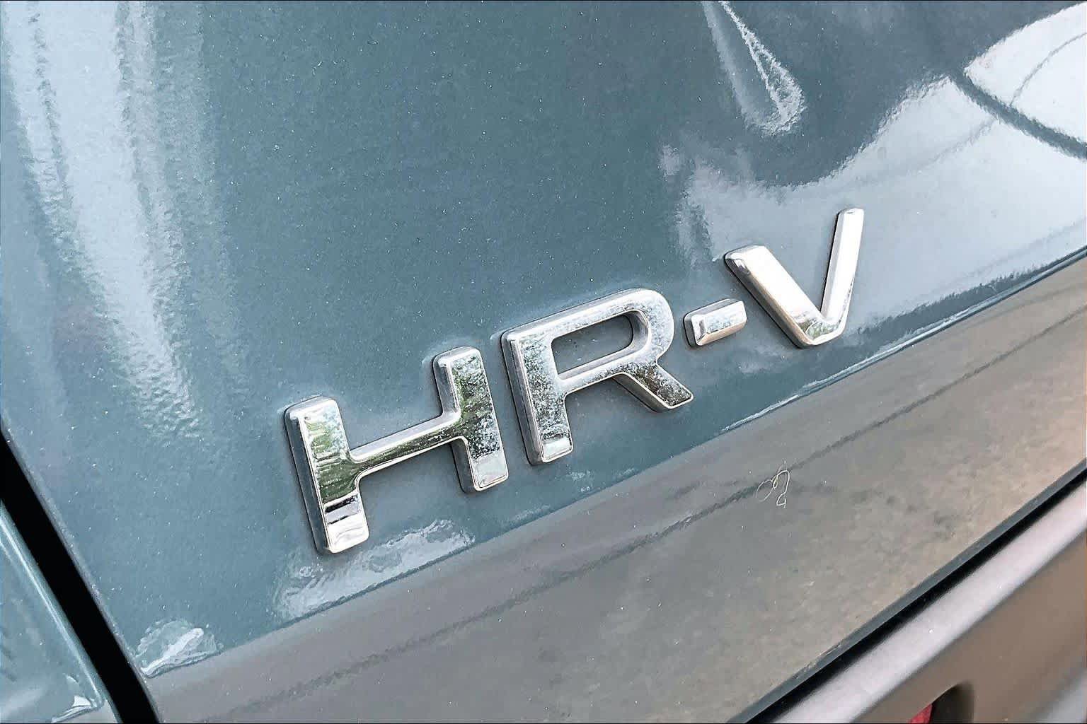 Used 2025 Honda HR-V Sport image 30