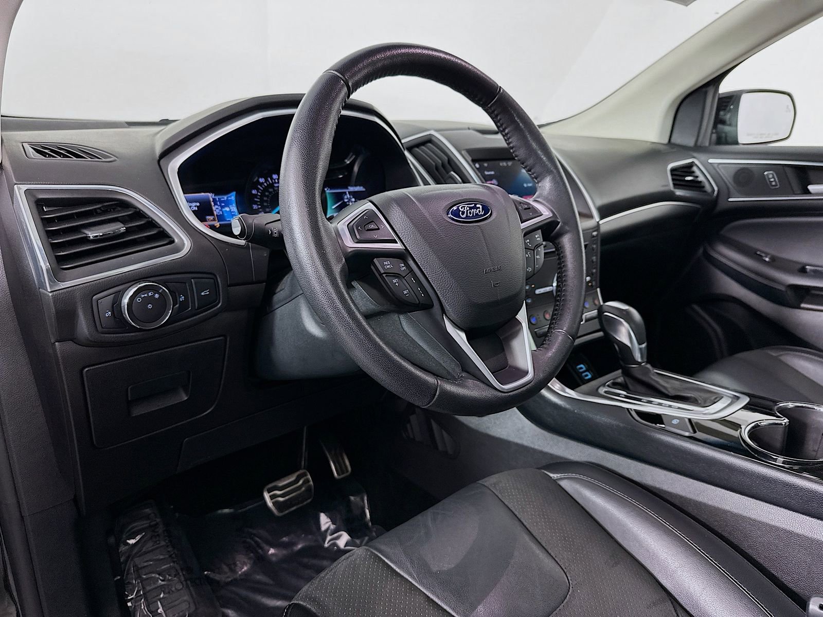 Used 2017 Ford Edge Sport w/ Equipment Group 401A AWD/4WD image 10