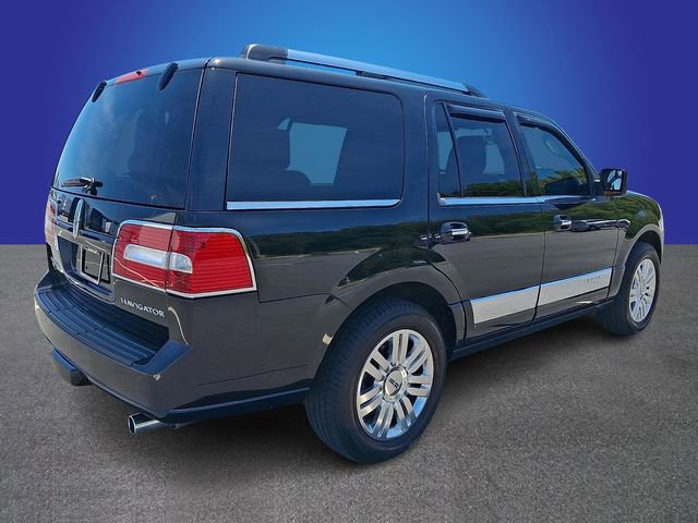 Used 2013 Lincoln Navigator 4WD w/ HD Trailer Tow Pkg image 4