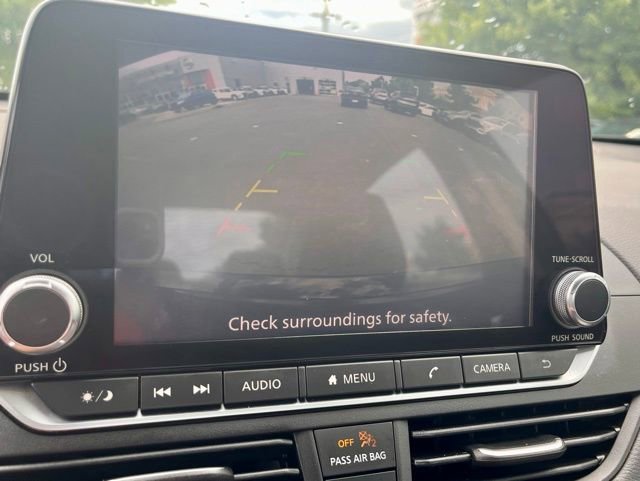 Used 2022 Nissan Altima 2.5 SV image 29