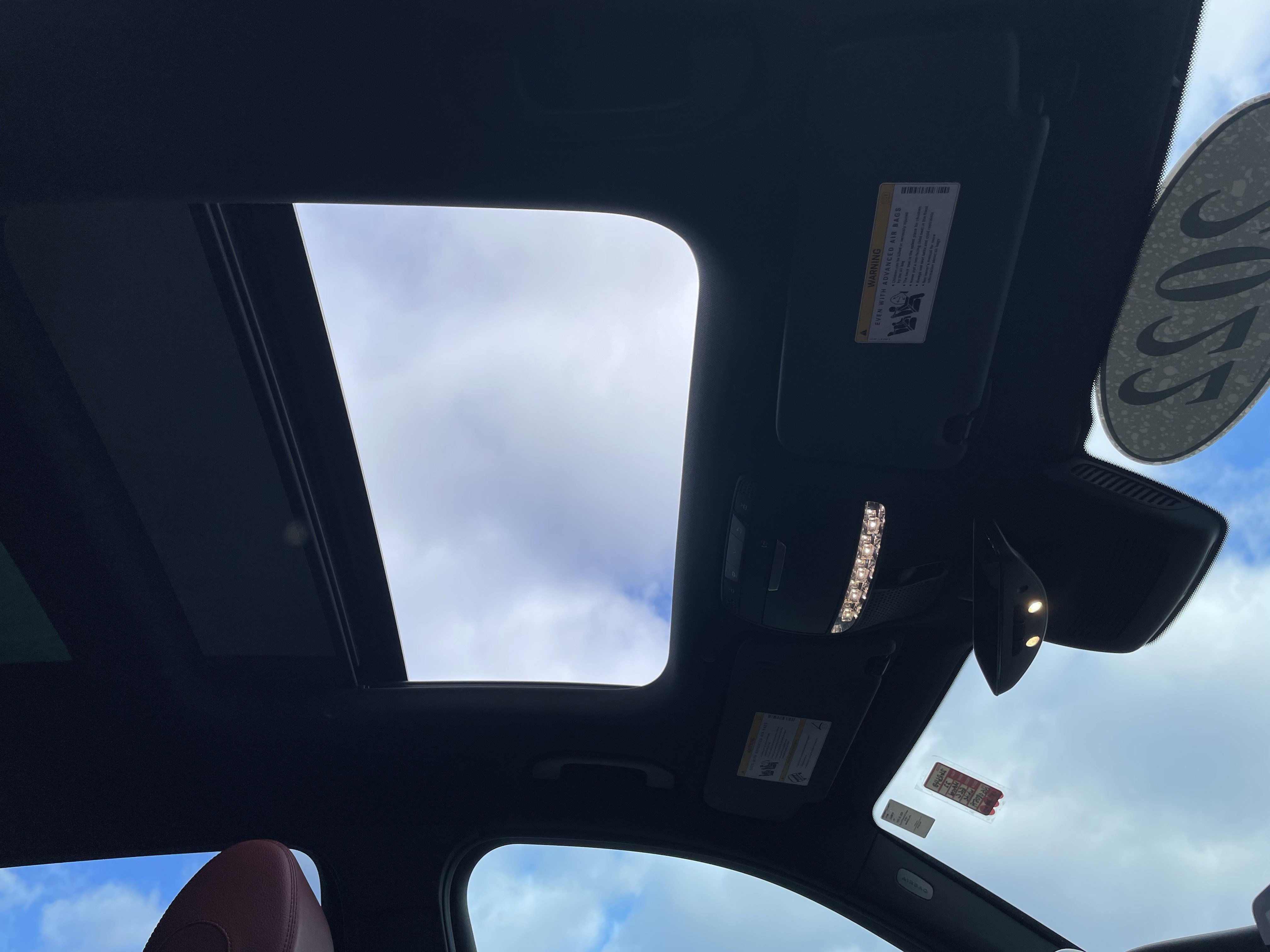 Used 2022 Mercedes-Benz GLC 300 4MATIC image 17