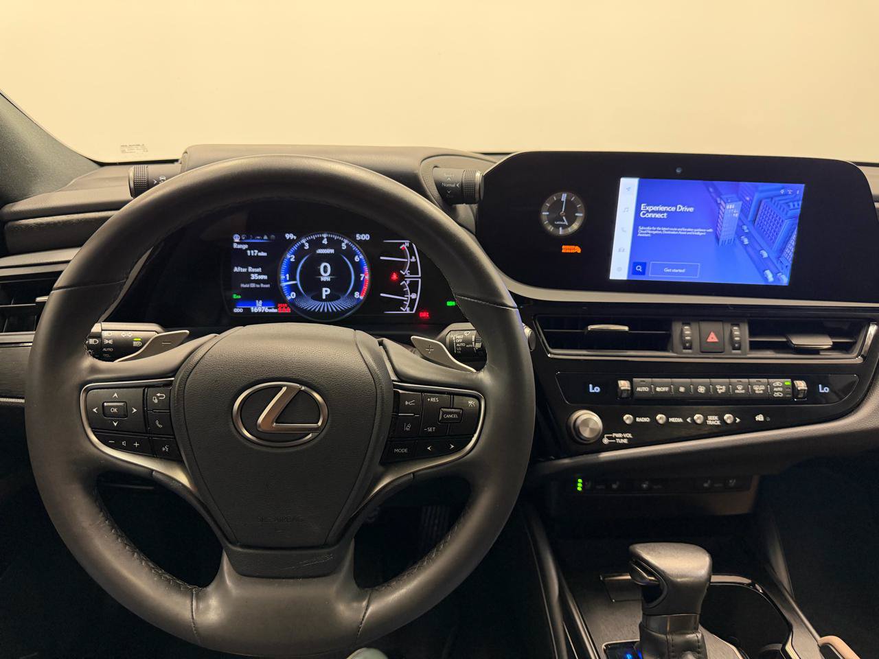 Used 2023 Lexus ES 350 w/ Premium Package FWD image 19