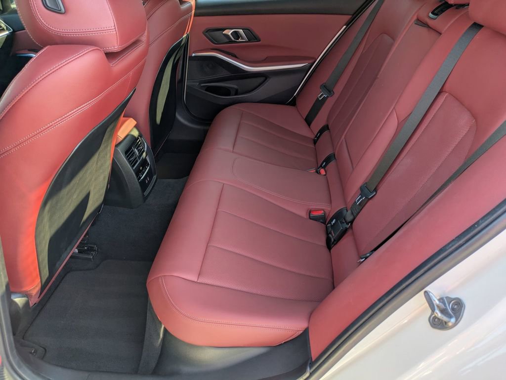 Used 2024 BMW 330i Sedan w/ M Sport Package image 26