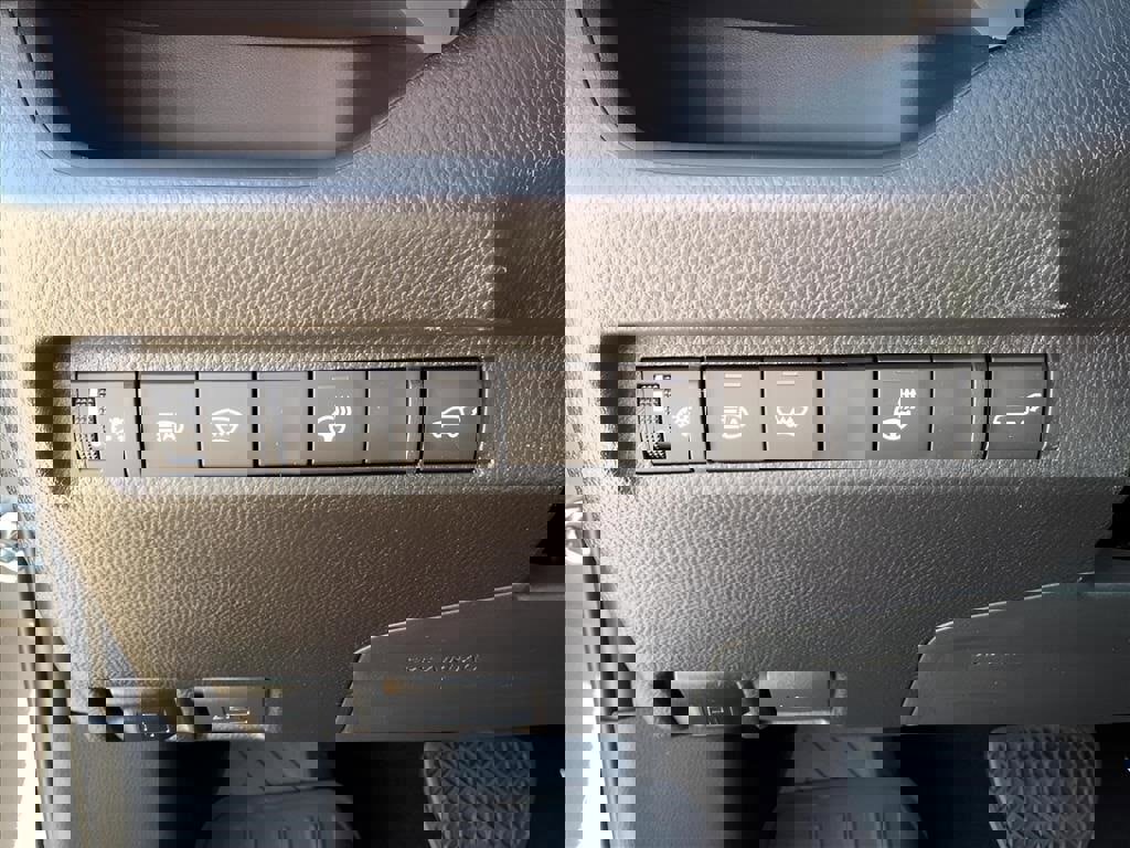 New 2025 Toyota RAV4 XLE Premium image 15