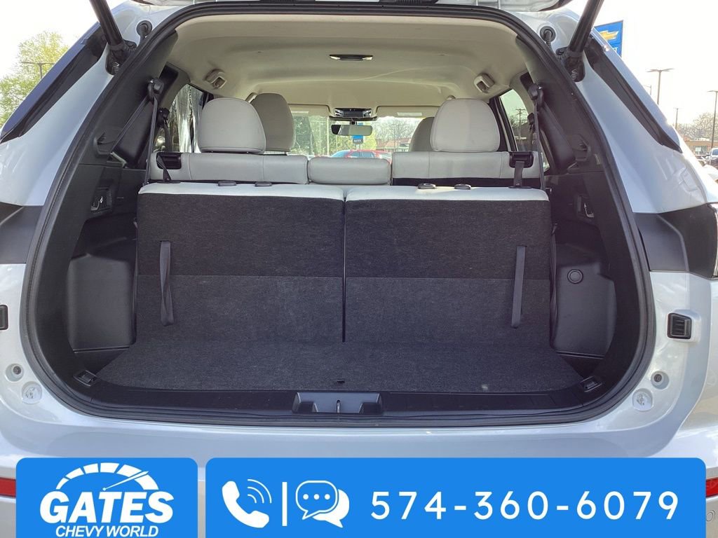 Used 2025 Mitsubishi Outlander SE image 10