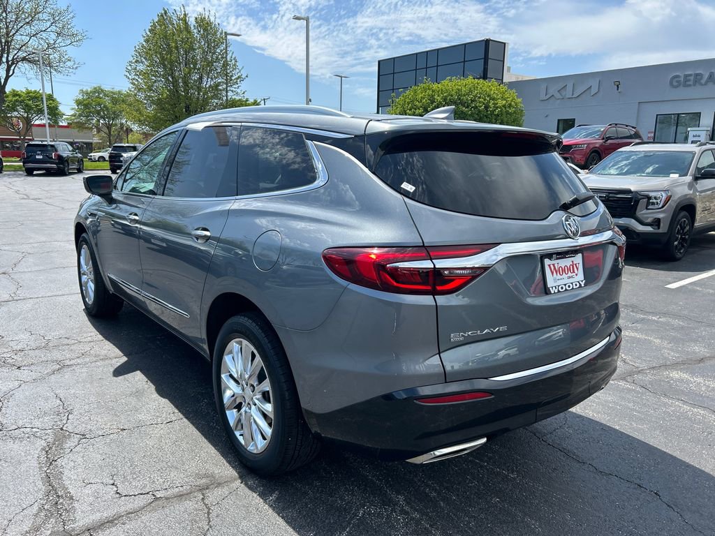 Used 2020 Buick Enclave Premium w/ Surround and Sites Package image 6