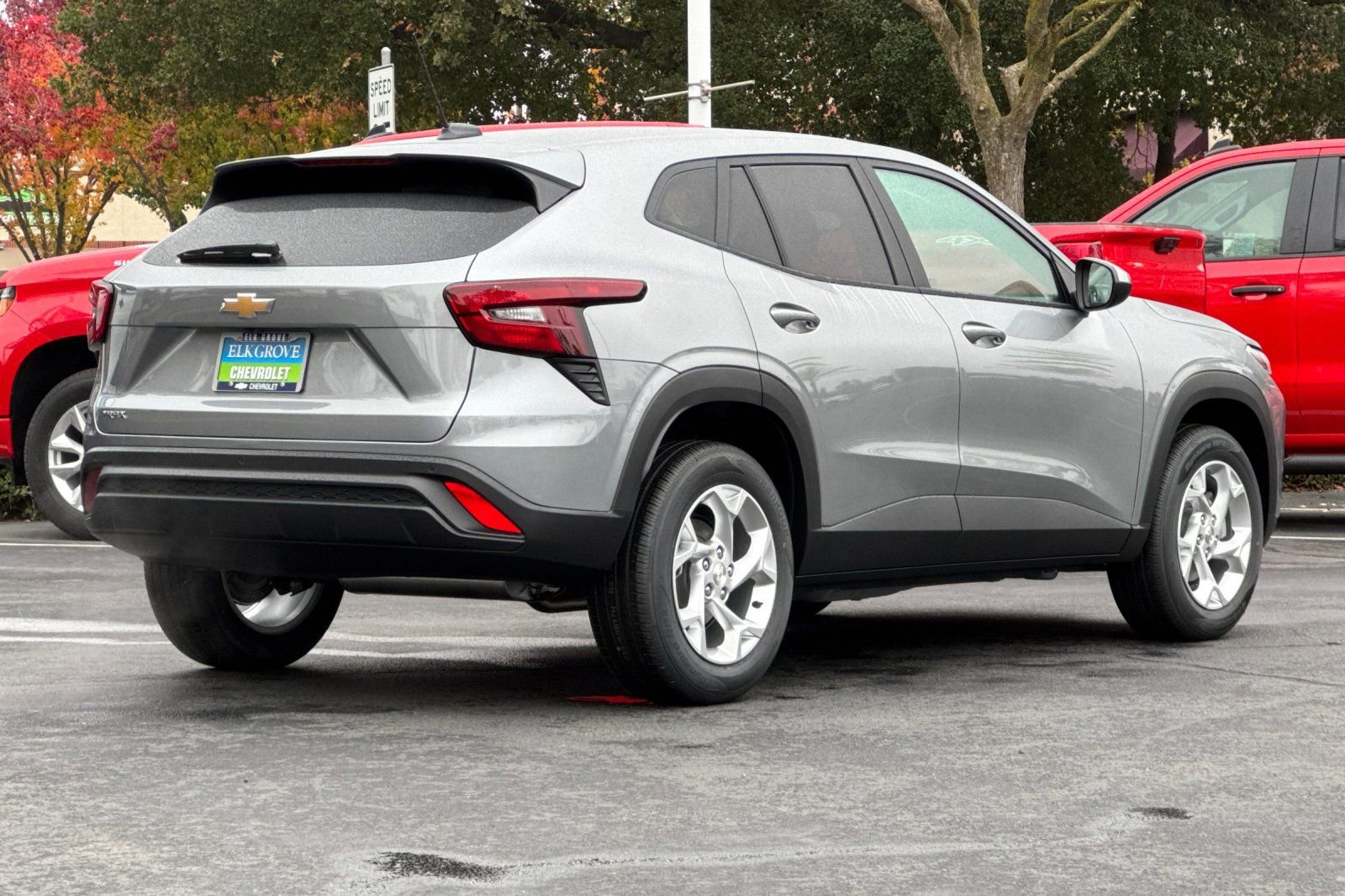 New 2026 Chevrolet Trax LS w/ LS Convenience Package image 3