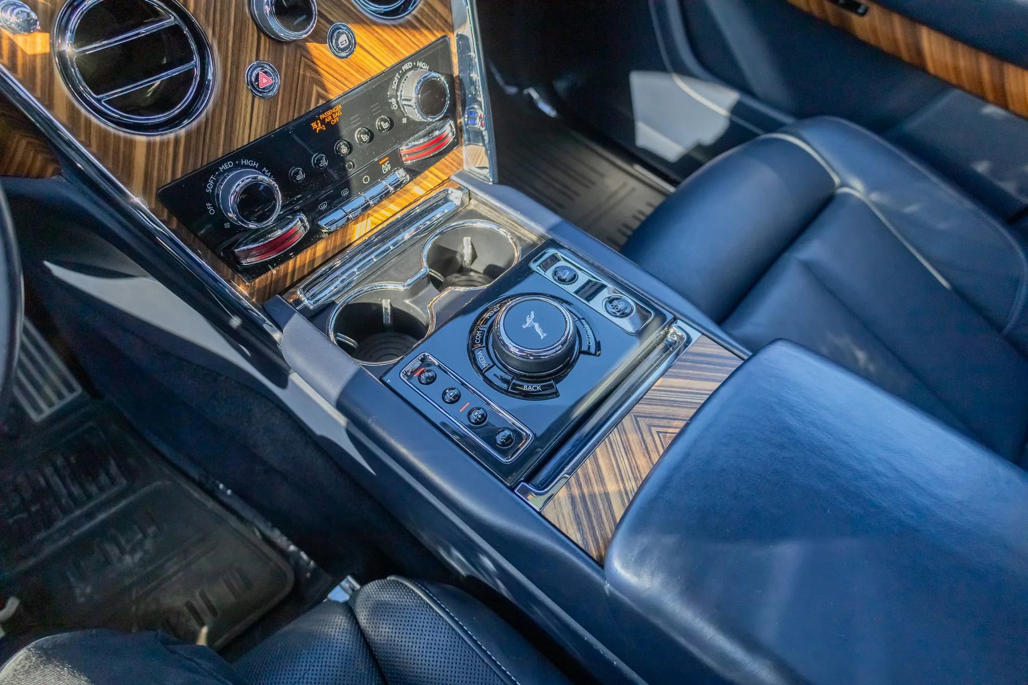 Used 2019 Rolls-Royce Cullinan Sport Utility 4D image 50