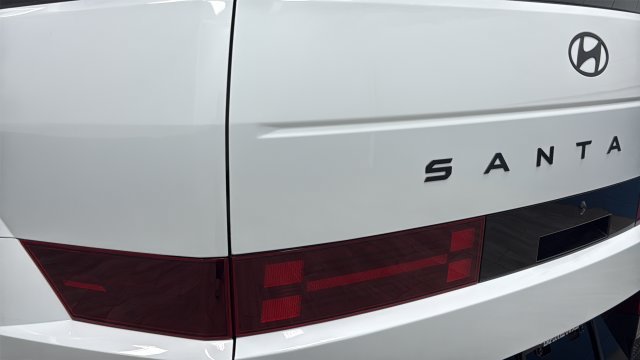 Used 2025 Hyundai Santa Fe Calligraphy AWD/4WD image 42
